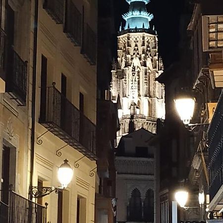 Apartamento Cordonerias Toledo Bagian luar foto