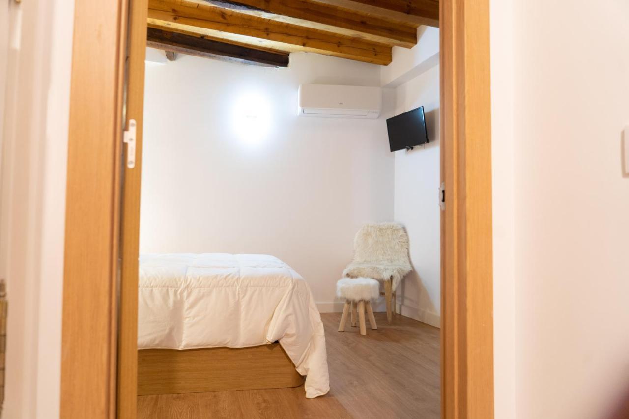 Apartamento Cordonerias Toledo Bagian luar foto